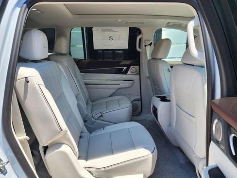 New 2026 Buick Enclave Avenir w/ Super Cruise Package AWD/4WD image 44