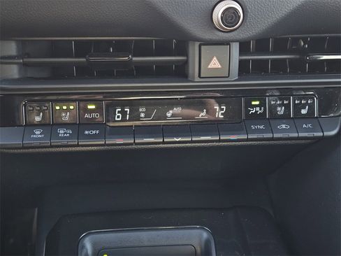 Used 2025 Toyota Crown Platinum image 16