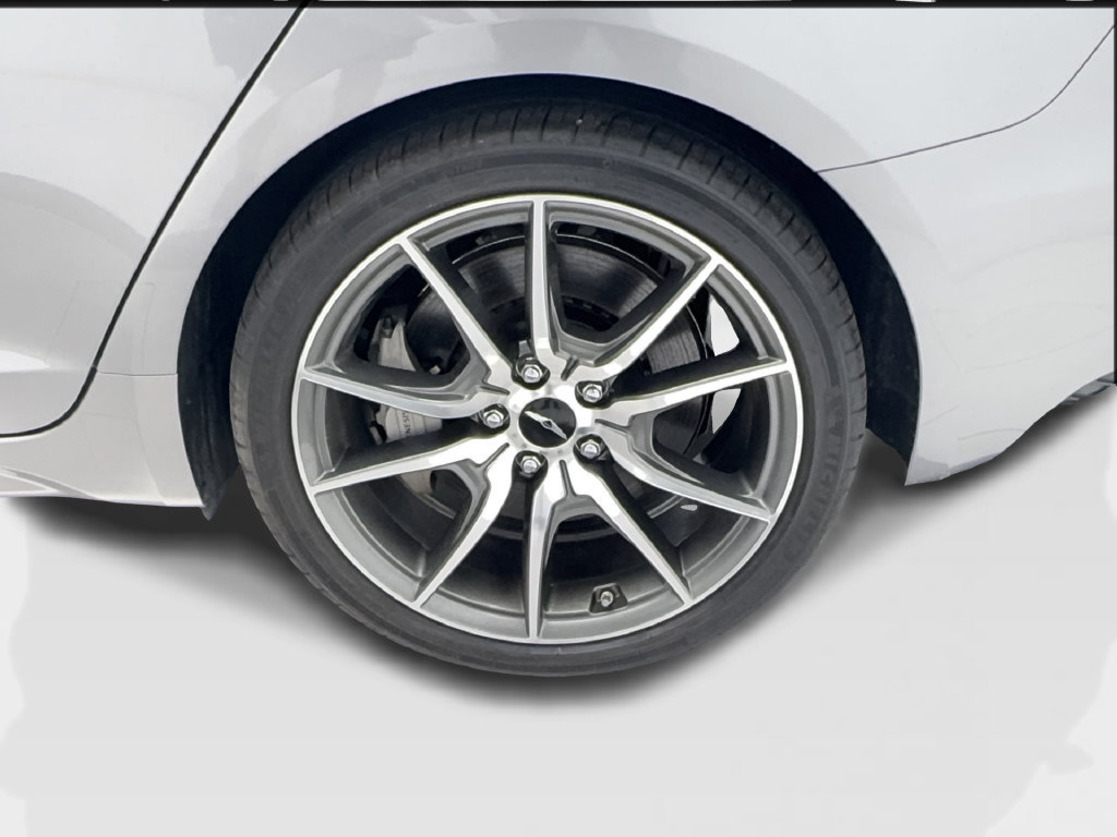Used 2025 Genesis G70 2.5T AWD/4WD image 12