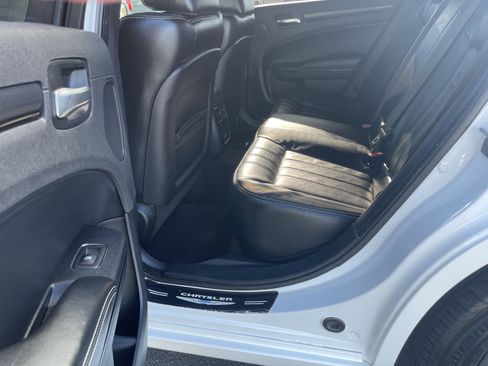 Used 2015 Chrysler 300 S image 26