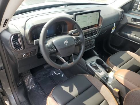 New 2026 Ford Bronco Sport Outer Banks w/ Outer Banks Tech Package+ AWD/4WD image 18