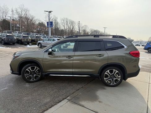 Used 2023 Subaru Ascent Limited w/ Technology Package image 3