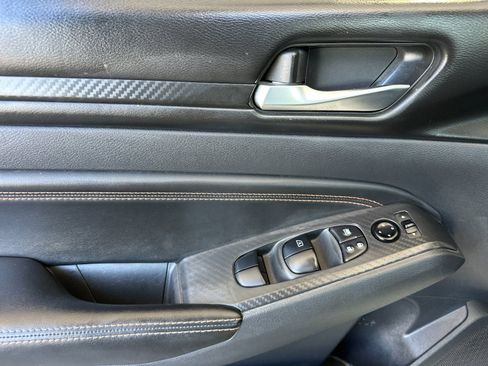 Used 2022 Nissan Altima 2.5 SR image 11