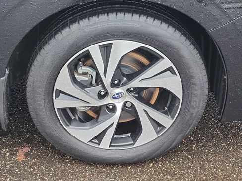 Used 2024 Subaru Legacy Premium image 8