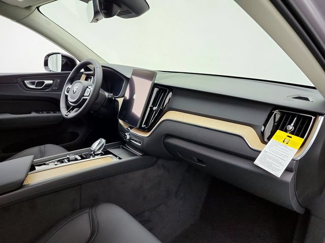 New 2026 Volvo XC60 B5 Plus w/ Protection Package Premier AWD/4WD image 17