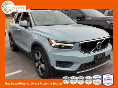 Used 2019 Volvo XC40 T5 Momentum