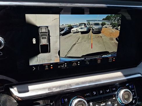 Used 2025 GMC Sierra 1500 AT4 AWD/4WD image 14