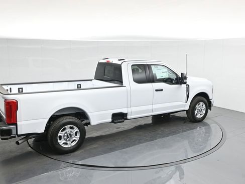 New 2026 Ford F350 XLT image 39