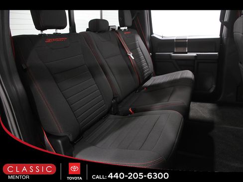 Used 2018 Ford F150 XLT w/ Equipment Group 302A Luxury AWD/4WD image 21