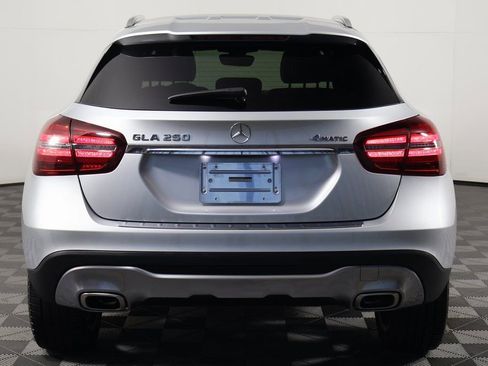 Used 2020 Mercedes-Benz GLA 250 4MATIC image 5