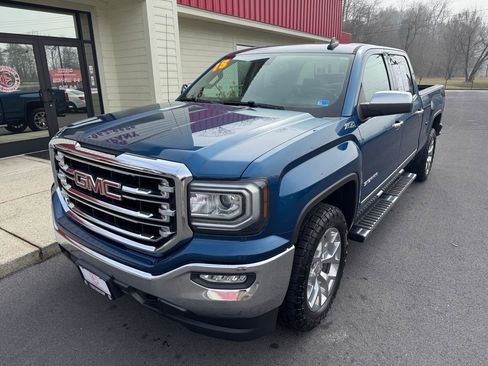 Used 2018 GMC Sierra 1500 SLT w/ SLT Premium Package image 2