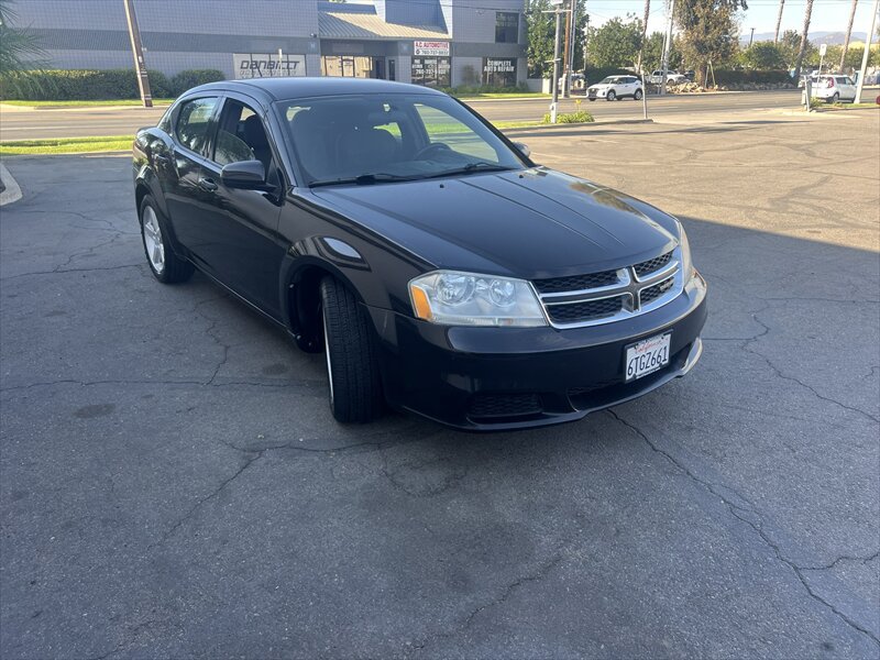 Used 2012 Dodge Avenger SXT FWD image 8