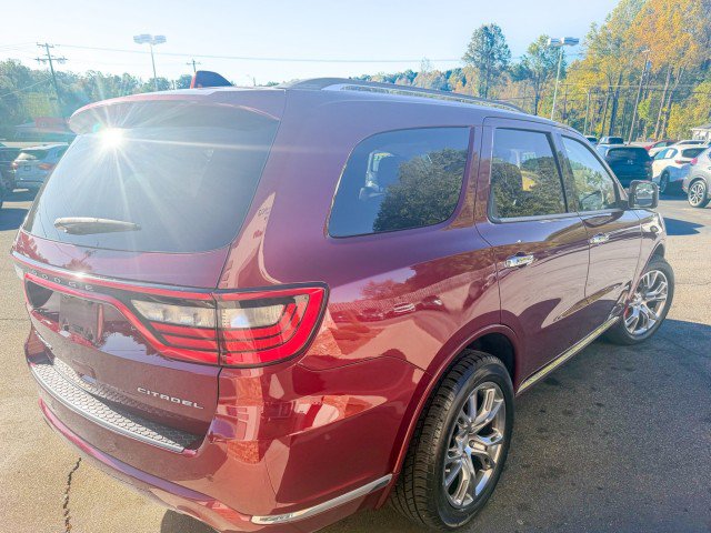Used 2017 Dodge Durango Citadel RWD image 4