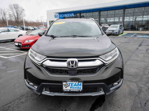 Used 2018 Honda CR-V Touring image 2