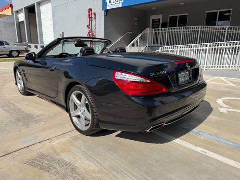 Used 2013 Mercedes-Benz SL 550 image 10