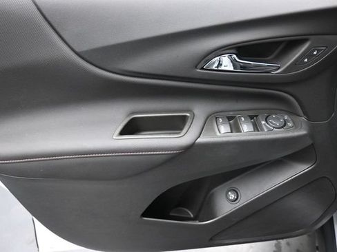 Certified 2024 Chevrolet Equinox RS FWD image 13