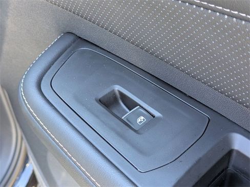 Used 2024 Volkswagen Atlas SE w/ Panoramic Sunroof Package image 31