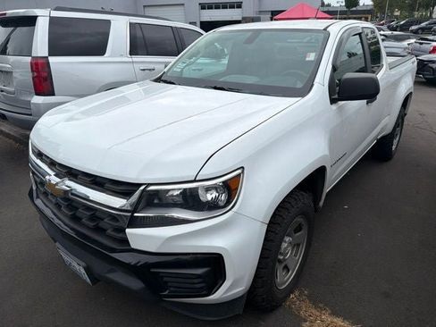 Used 2021 Chevrolet Colorado W/T w/ WT Convenience Package AWD/4WD image 4