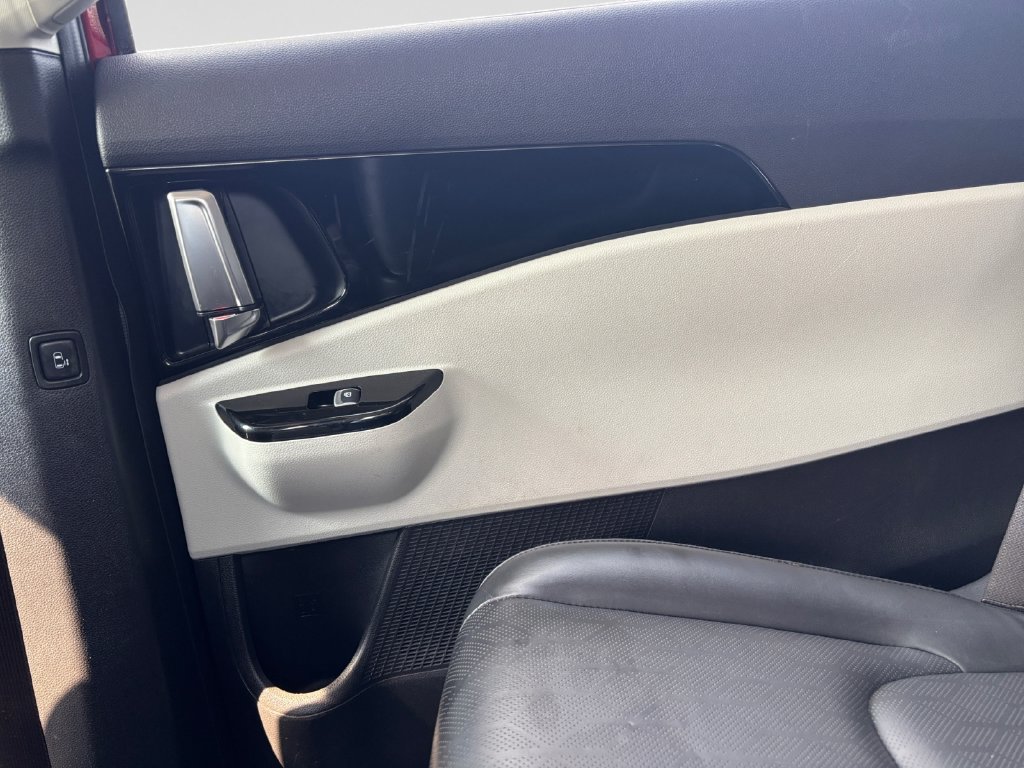 Used 2022 Kia Carnival SX FWD image 47