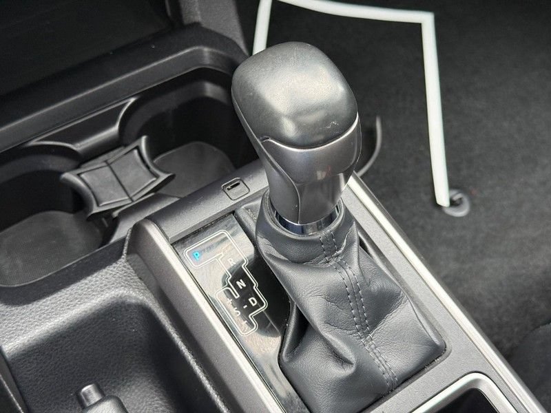 Used 2023 Toyota Tacoma Limited AWD/4WD image 27