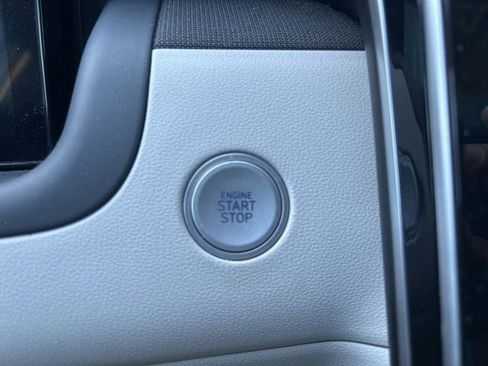 Used 2024 Hyundai Tucson Limited image 22