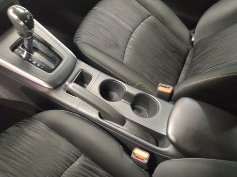 Used 2017 Nissan Sentra SV FWD image 26