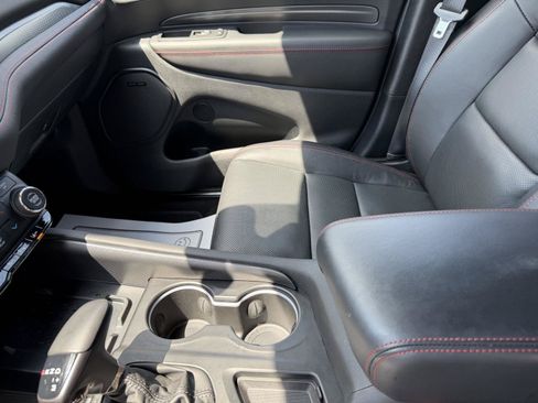 Used 2025 Dodge Durango GT AWD/4WD image 15
