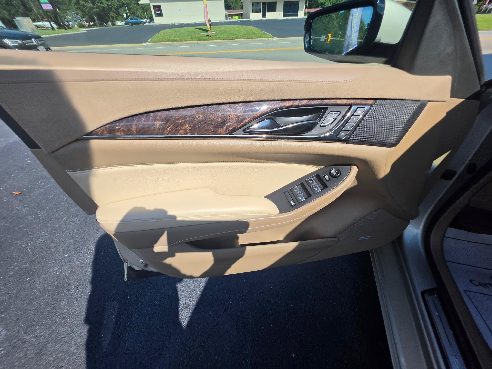 Used 2014 Cadillac CTS Luxury AWD/4WD image 16