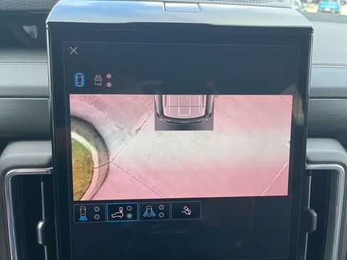 Used 2025 GMC Yukon Denali AWD/4WD image 31