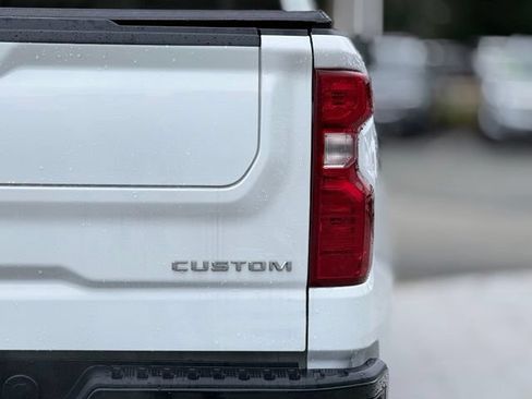 Used 2024 Chevrolet Silverado 1500 Custom Trail Boss AWD/4WD image 6