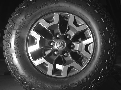 Certified 2021 Toyota Tacoma TRD Off-Road AWD/4WD image 13
