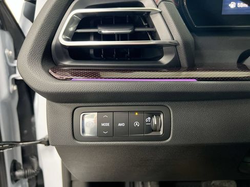 New 2026 Chevrolet Traverse RS w/ LPO, Floor Liner Package AWD/4WD image 19