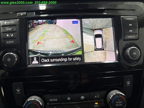 Used 2020 Nissan Rogue SV w/ Sun & Sound Touring Package image 11