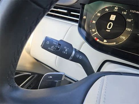 Used 2023 Land Rover Range Rover SE image 28