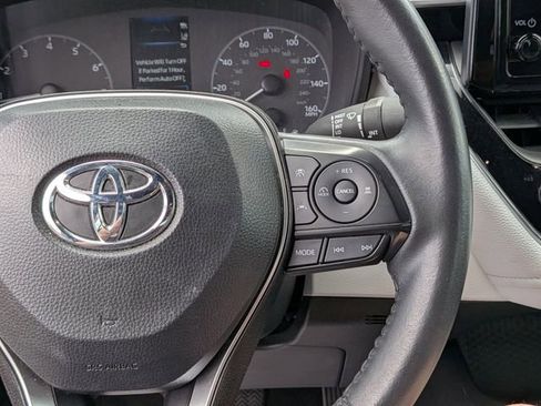 Used 2024 Toyota Corolla SE FWD image 19