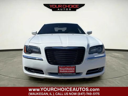 Used 2014 Chrysler 300 S image 8