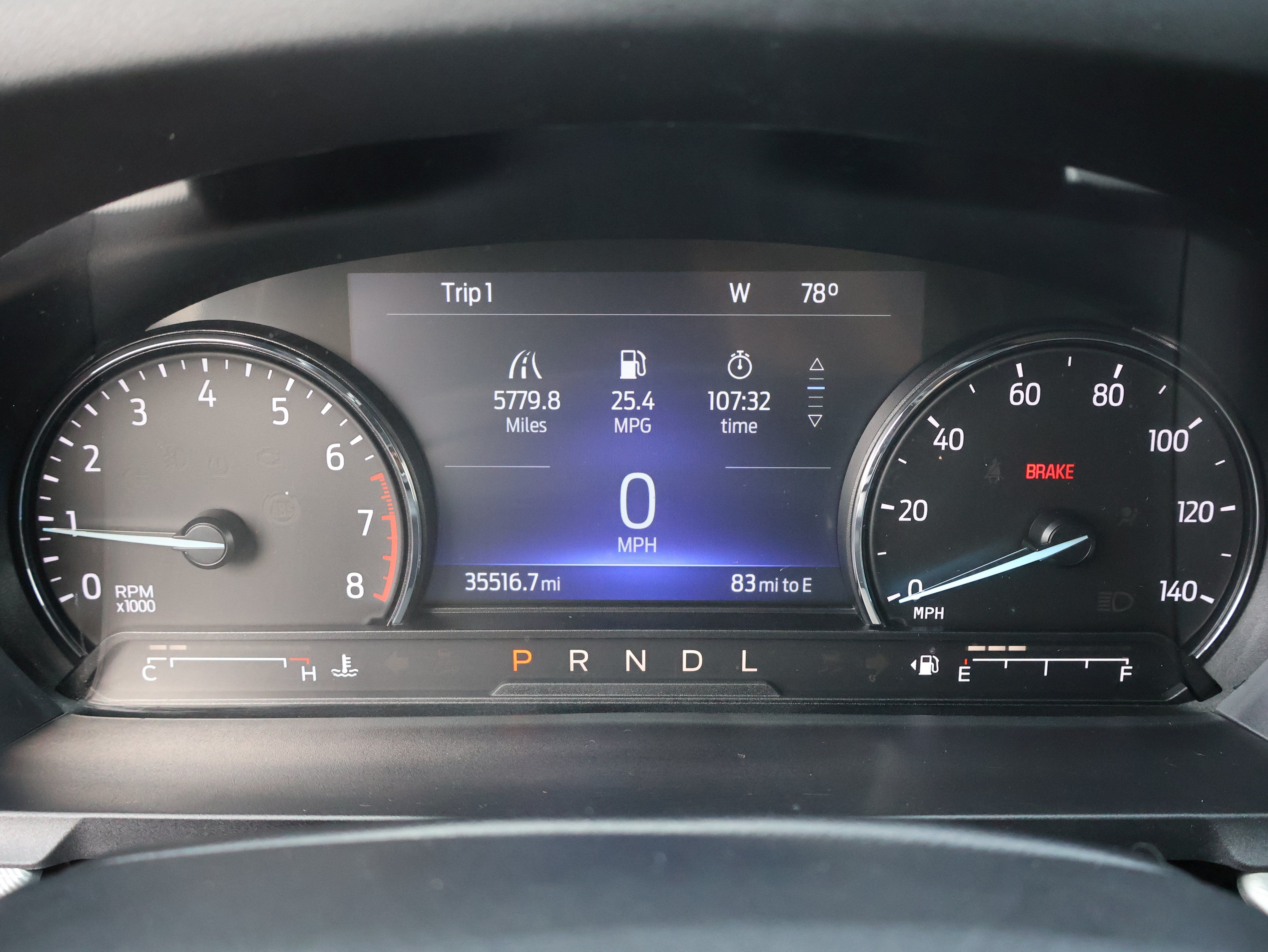 Used 2022 Ford Explorer XLT w/ Equipment Group 202A AWD/4WD image 32
