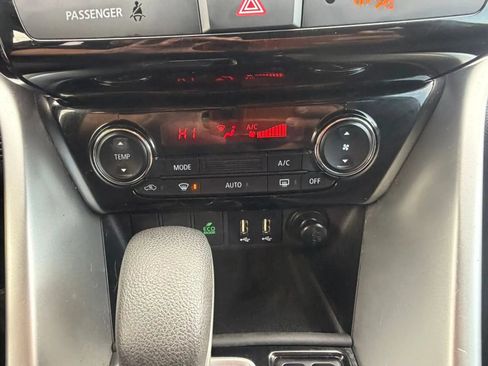 Used 2022 Mitsubishi Eclipse Cross LE FWD image 26