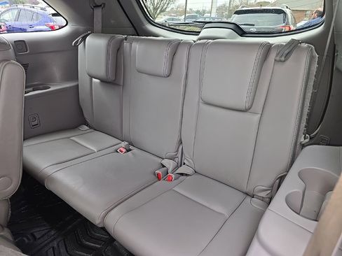 Used 2016 Toyota Highlander Limited image 24