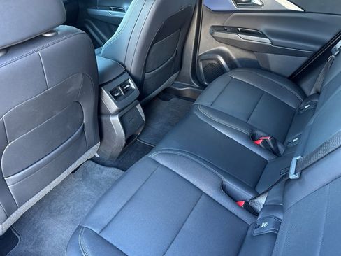 Used 2024 Chevrolet Equinox EV LT image 15