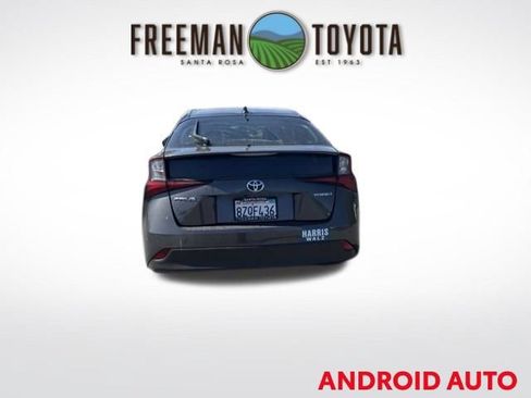 Used 2022 Toyota Prius LE FWD image 6