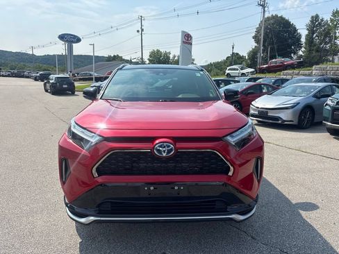 Used 2023 Toyota RAV4 XSE w/ Weather Package AWD/4WD image 2