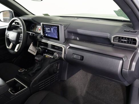 Used 2025 Toyota 4Runner TRD Off-Road image 9