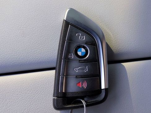 Used 2023 BMW X6 xDrive40i w/ Climate Comfort Package image 32