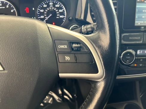 Used 2015 Mitsubishi Outlander SE FWD image 43