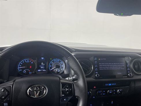Certified 2023 Toyota Tacoma TRD Sport AWD/4WD image 15