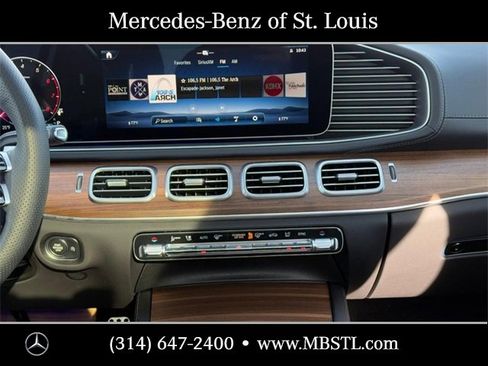 New 2025 Mercedes-Benz GLS 450 4MATIC image 9