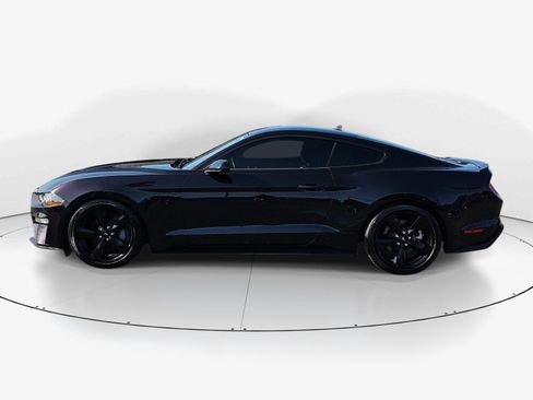 Used 2022 Ford Mustang GT w/ Equipment Group 301A RWD image 7