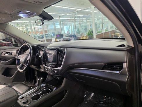 Used 2020 Chevrolet Traverse LT AWD/4WD image 14