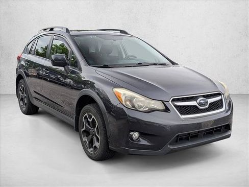 Used 2014 Subaru Crosstrek 2.0i Premium w/ Moonroof Package AWD/4WD image 3